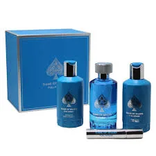 ESTUCHE JO MILANO GAME OF SPADES FULL HOUSE UNISEX 3PZS 100ML PERFUM + 8ML RECARGABLE + CREMA + GEL DE BAÑO